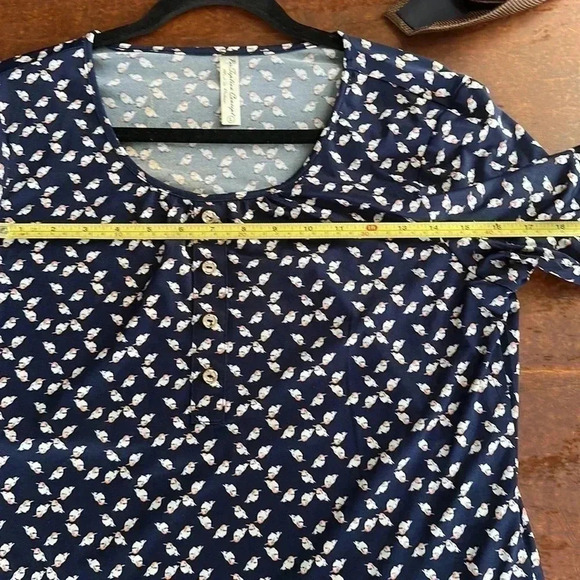 Blue Birdy Tunic Size Large - Picture 10 of 11